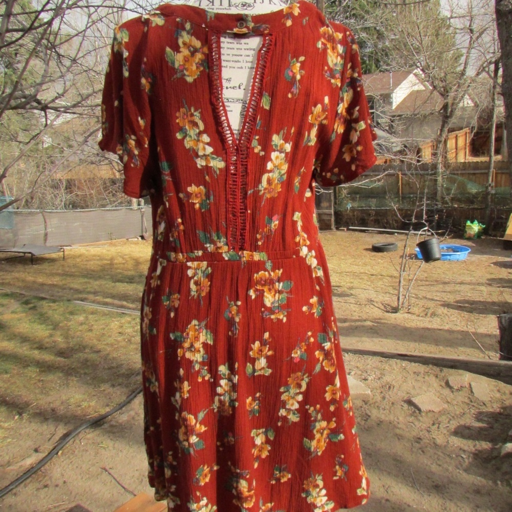 Blu Pepper Floral Mini Dress in Rust and Yellow - Picture 7 of 8
